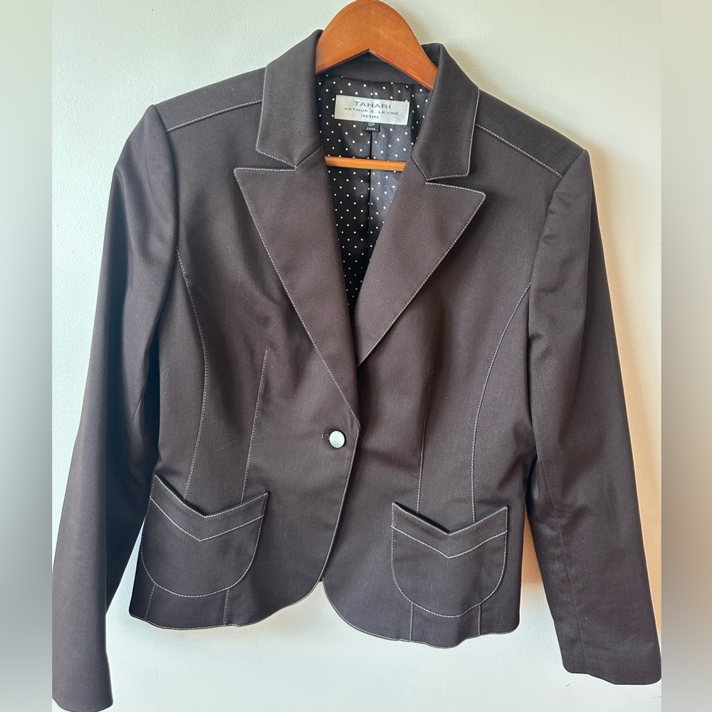 Tahari Arthur S. Lavine Brown Suit Blazer White Stitching 10P Office Wear Formal